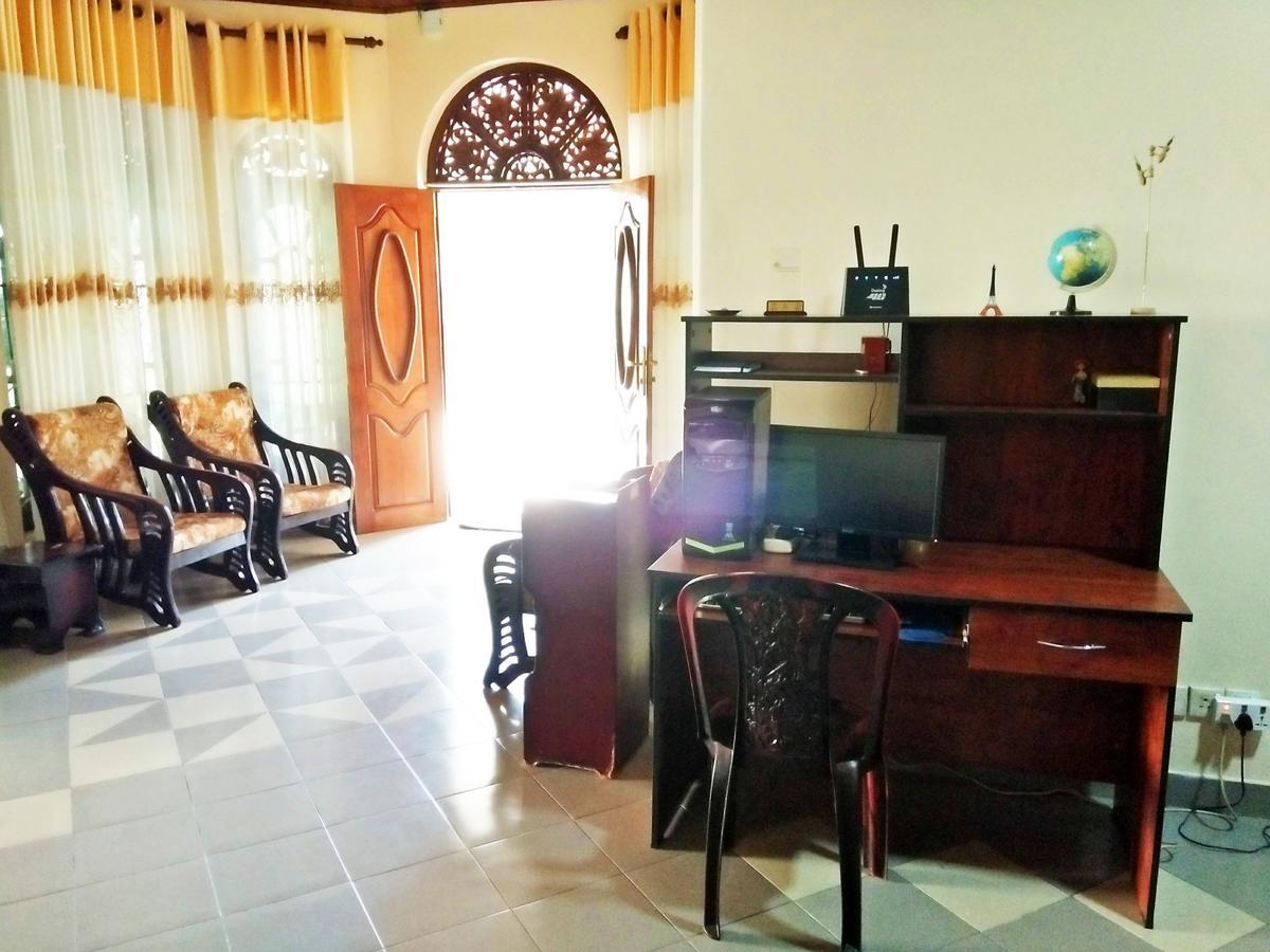 Ruslanka Homestay Ettukala Εξωτερικό φωτογραφία
