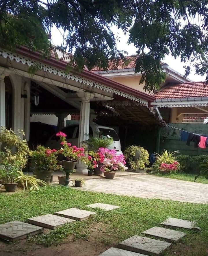 Ruslanka Homestay Ettukala Εξωτερικό φωτογραφία